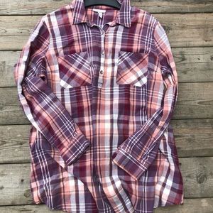 ✈️Maternity Liz Lange shirt